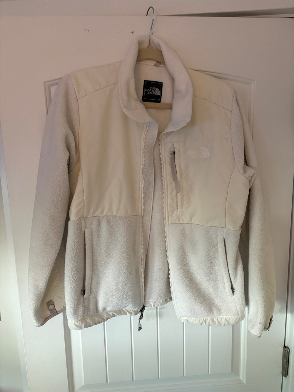 The North Face Women's Cream/Off-White Fleece Jacket
